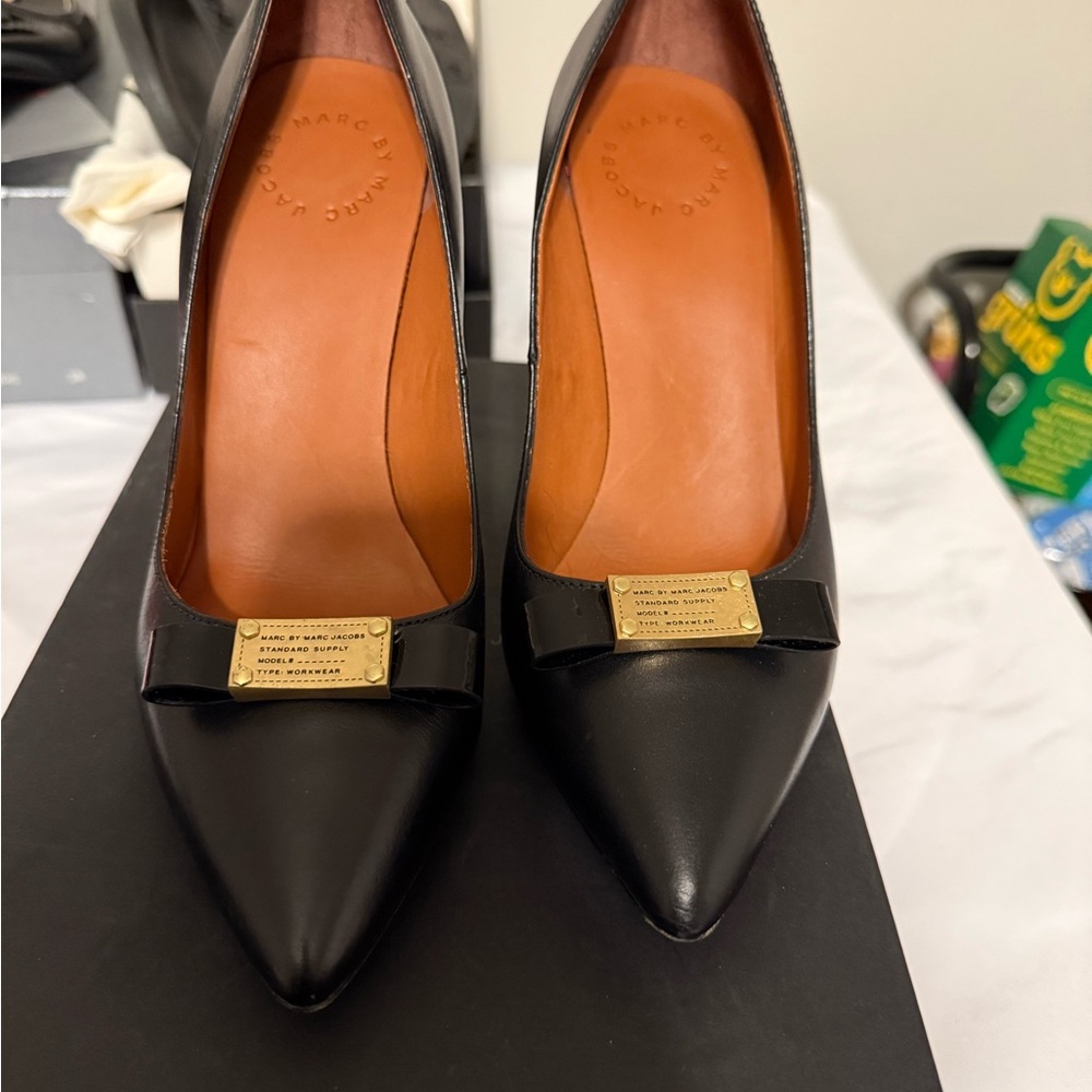 Marc by Marc Jacobs Black Leather Heels with Gold Accent